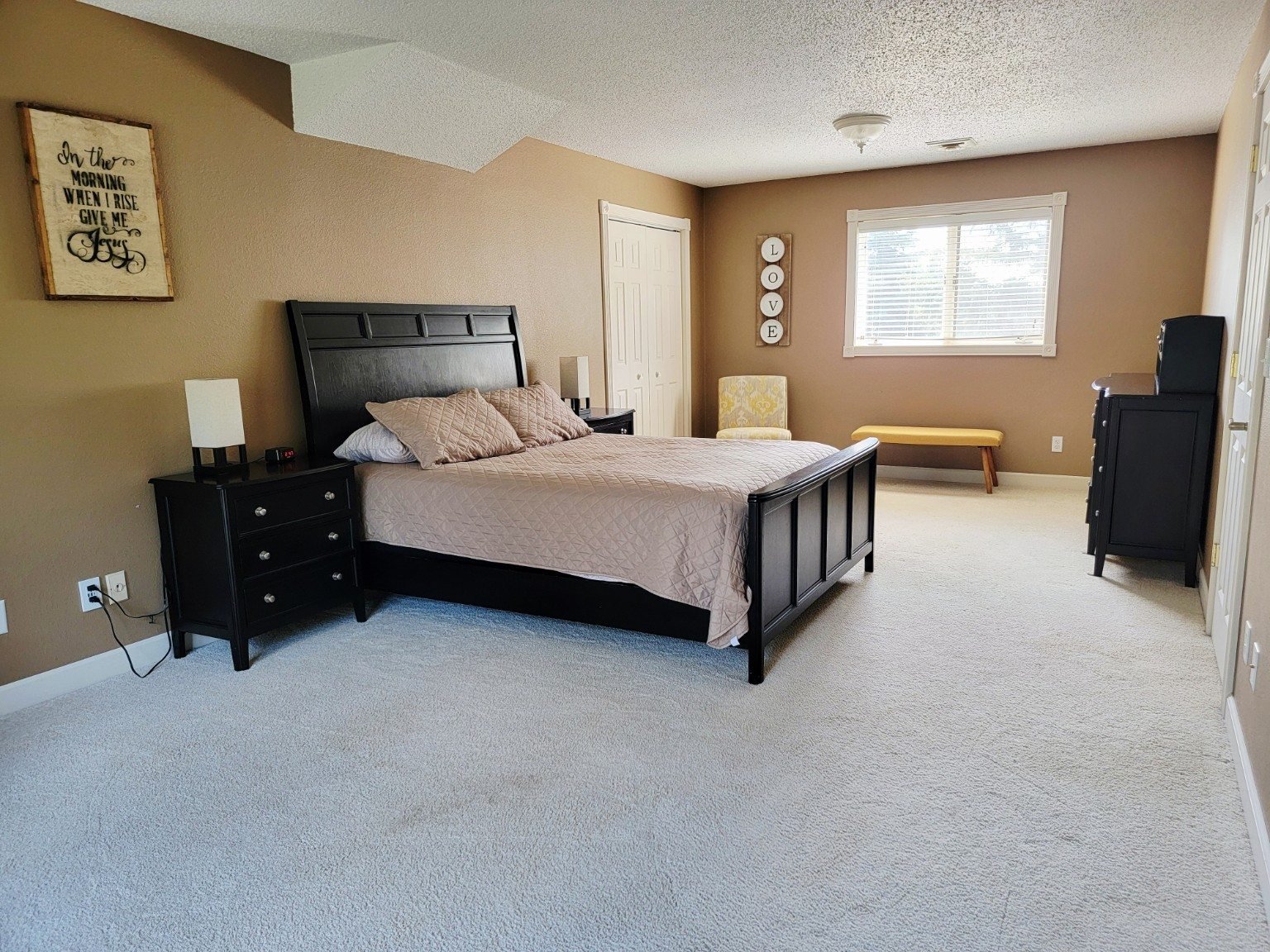 Primary suite